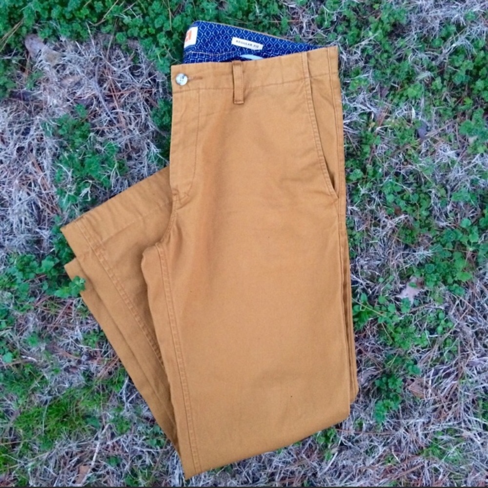 Men’s Khaki Pants. Brown. Size 38x30. Worn once.